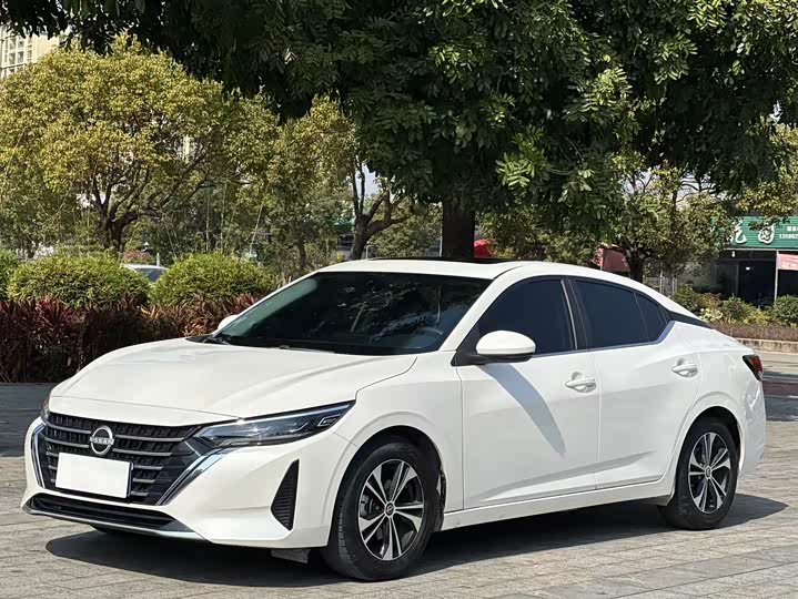 Фото 1 - Nissan Sylphy