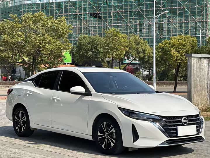 Фото 3 - Nissan Sylphy