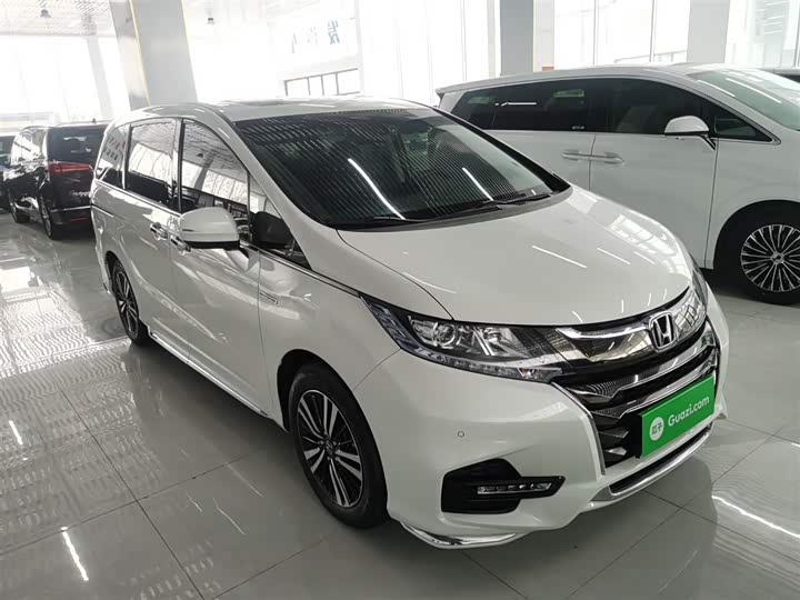 Фото 4 - Honda Odyssey