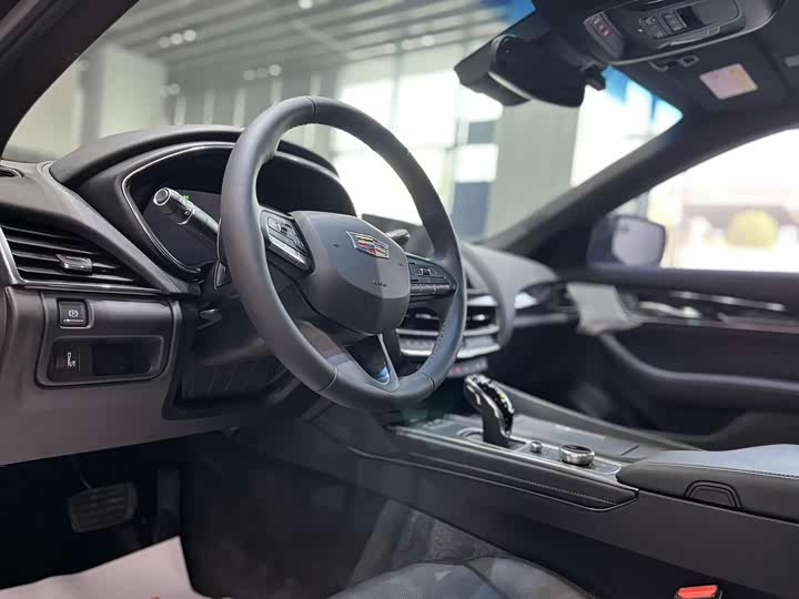 Фото 4 - Cadillac CT5