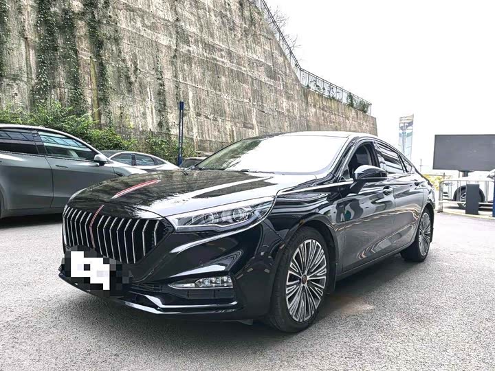 Фото 1 - Hongqi H5
