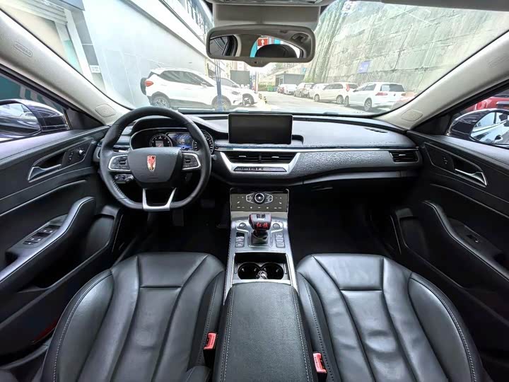 Фото 9 - Hongqi H5