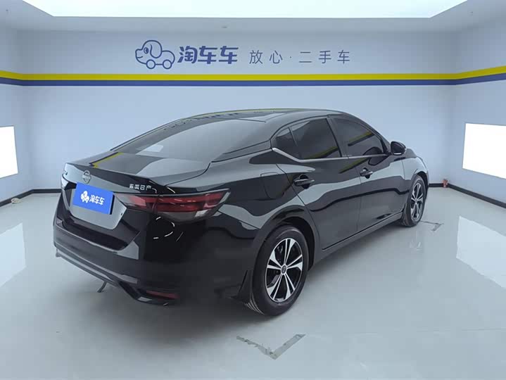 Фото 3 - Nissan Sylphy