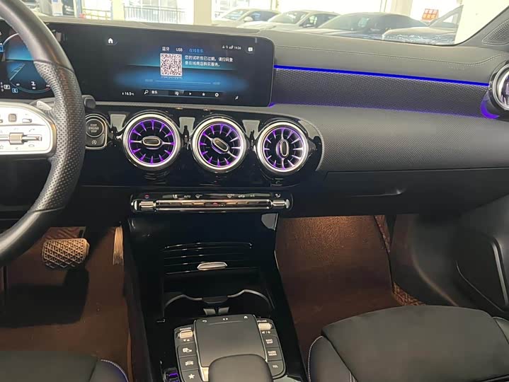 Фото 4 - Mercedes-Benz A-Class