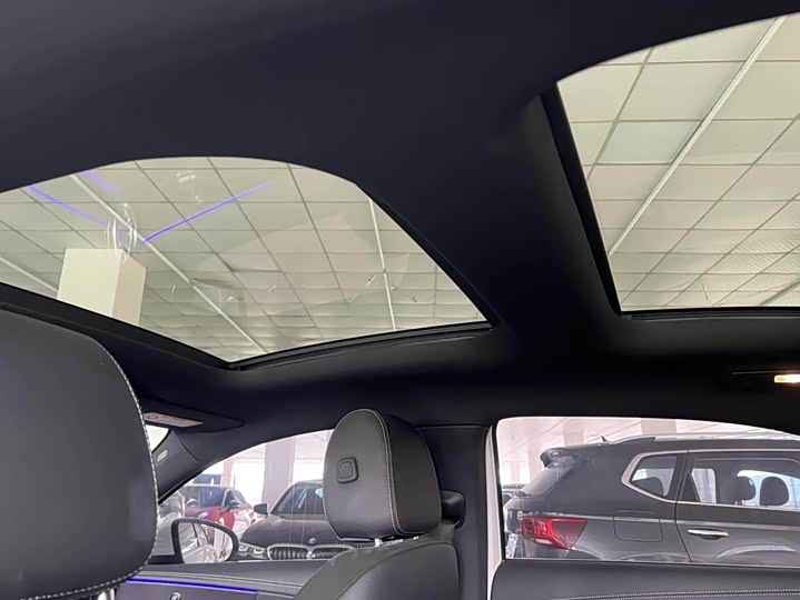 Фото 8 - Mercedes-Benz A-Class