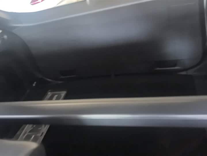 Фото 4 - Toyota RAV4