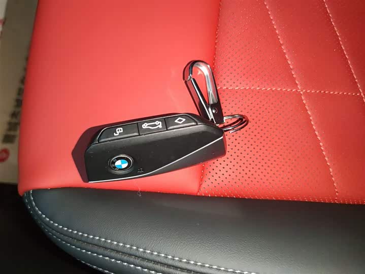 Фото 9 - BMW X1