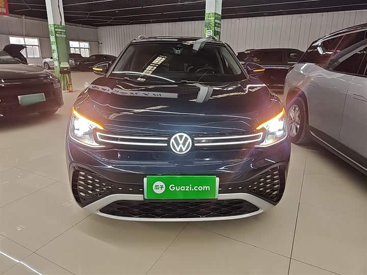 Фото 3 - Volkswagen ID.6 Crozz