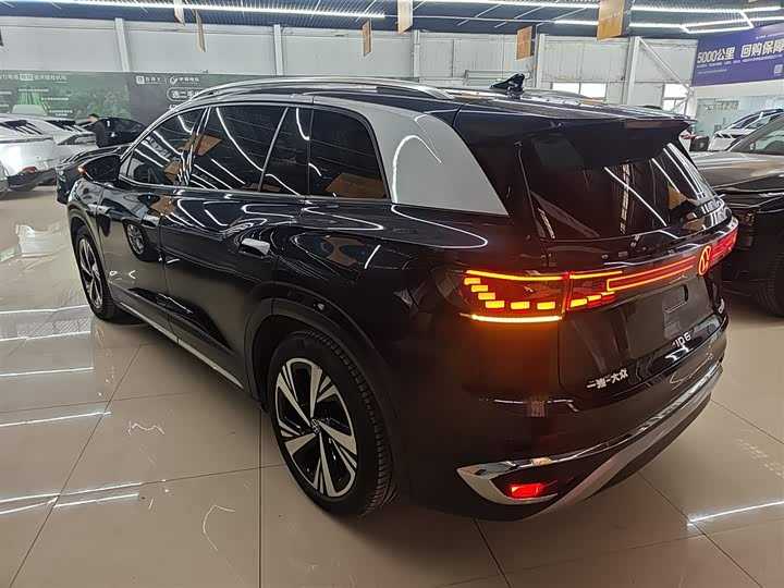 Фото 5 - Volkswagen ID.6 Crozz