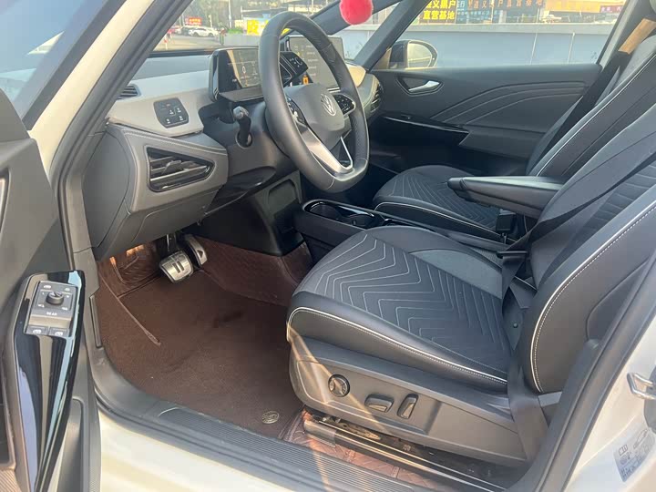 Фото 8 - Volkswagen ID.3