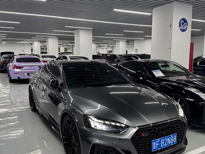 Фото 2 - Audi RS 5