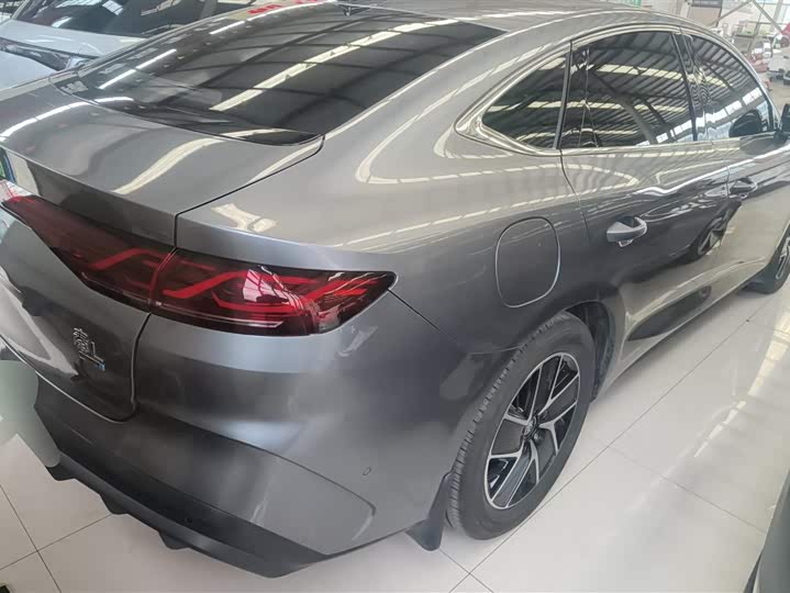 Фото 3 - BYD Qin L