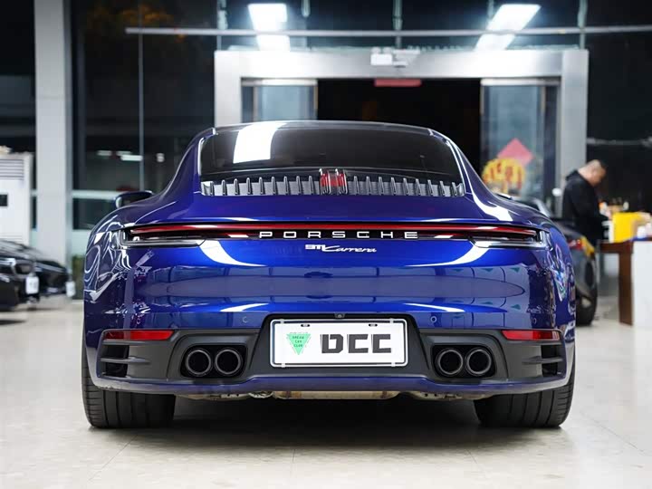 Фото 8 - Porsche 911