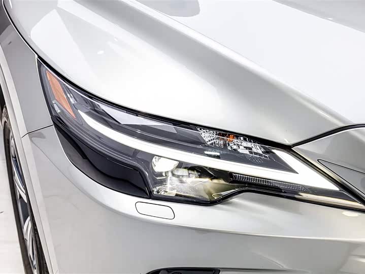 Фото 5 - Lexus RX