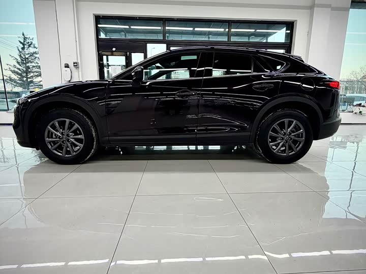 Фото 3 - Mazda CX-4