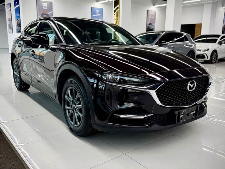 Фото 8 - Mazda CX-4