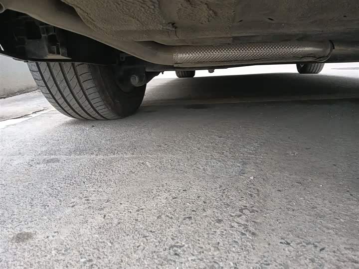 Фото 6 - BYD Xia