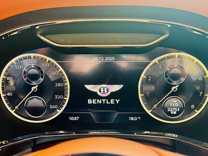 Фото 6 - Bentley Flying Spur