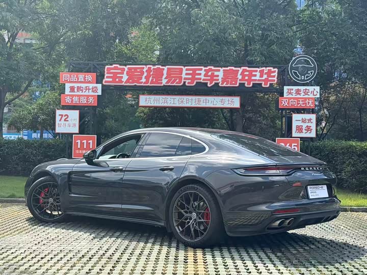 Фото 4 - Porsche Panamera