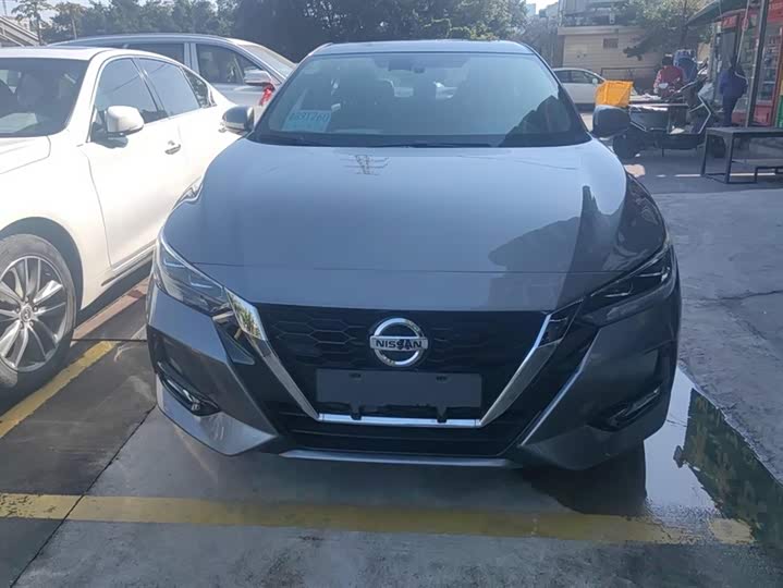 Фото 2 - Nissan Sylphy