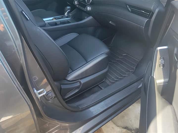 Фото 8 - Nissan Sylphy