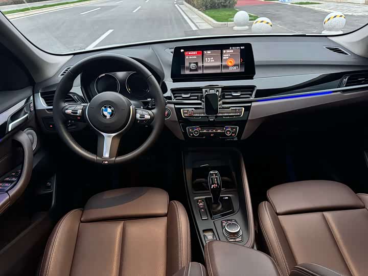 Фото 6 - BMW X1