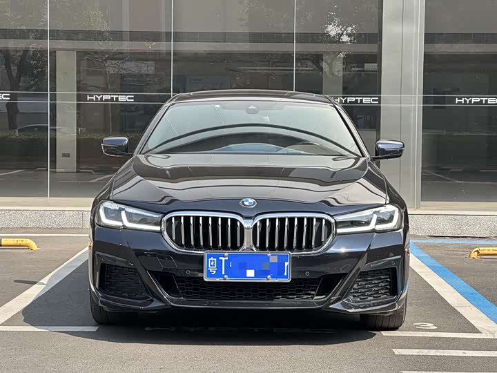 Фото 3 - BMW 5 Series