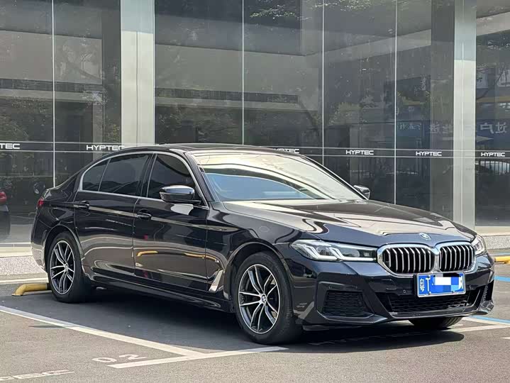 Фото 5 - BMW 5 Series