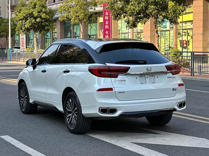 Фото 4 - Honda Avancier