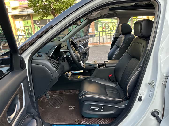 Фото 7 - Honda Avancier