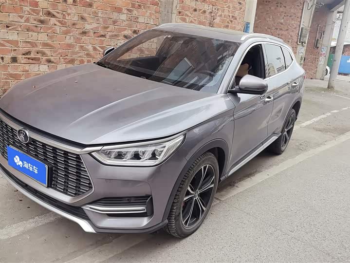 Фото 1 - BYD Song Plus