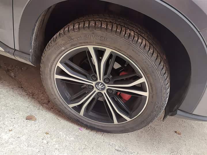 Фото 6 - BYD Song Plus