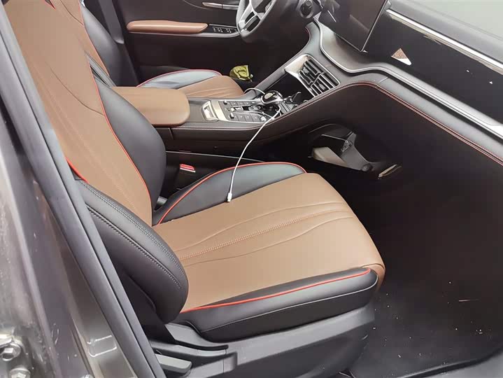 Фото 8 - BYD Song Plus