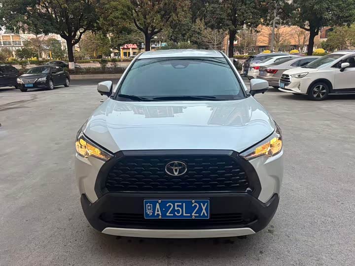 Фото 7 - Toyota Corolla Cross