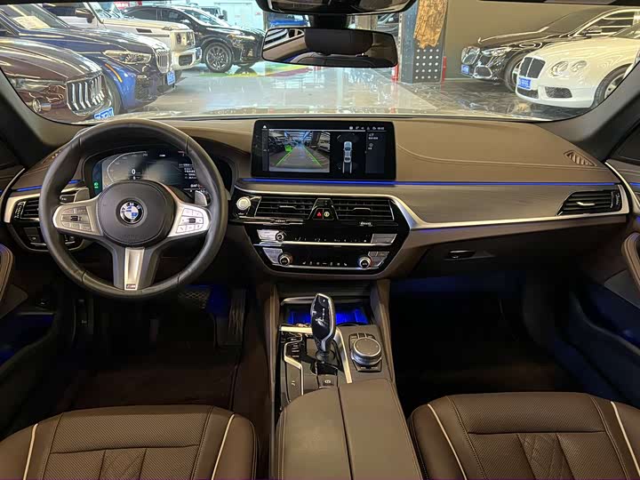 Фото 6 - BMW 5 Series