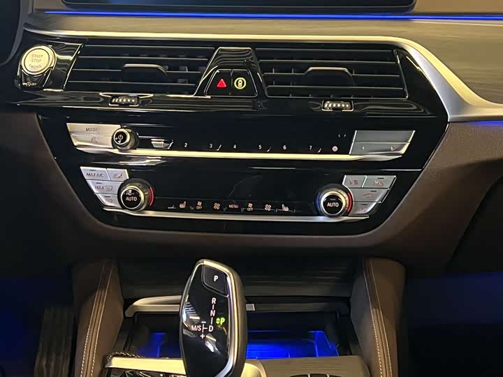 Фото 7 - BMW 5 Series