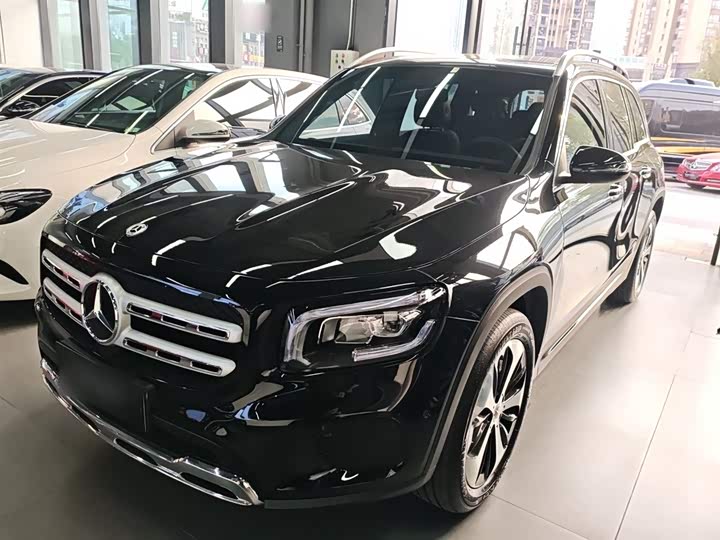 Фото 2 - Mercedes-Benz GLB-Class