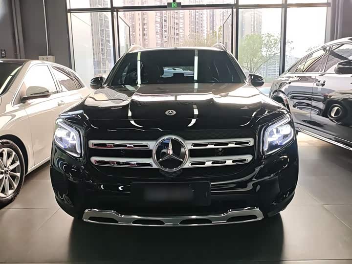 Фото 3 - Mercedes-Benz GLB-Class