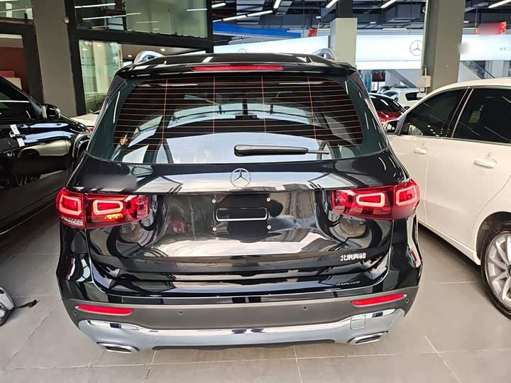 Фото 6 - Mercedes-Benz GLB-Class