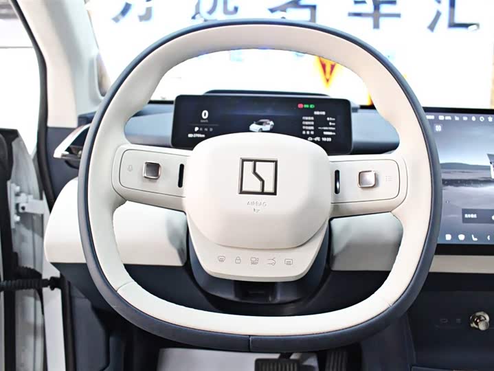 Фото 6 - Zeekr X