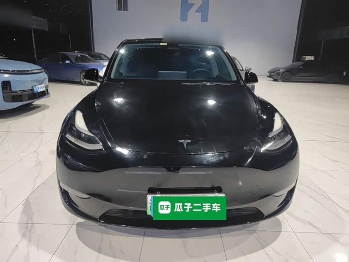 Фото 3 - Tesla Model Y