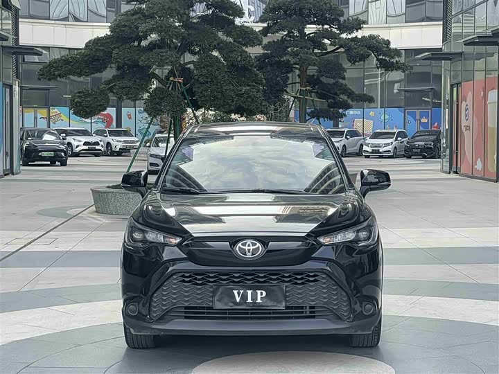 Фото 2 - Toyota Frontlander