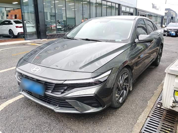 Фото 2 - Hyundai Elantra N line