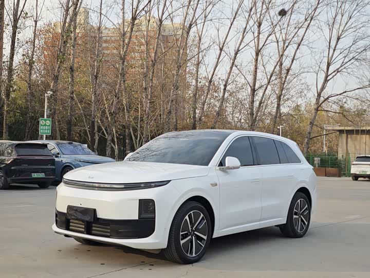 Фото 1 - LiXiang L6