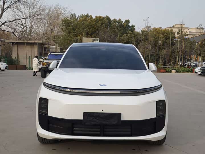 Фото 2 - LiXiang L6