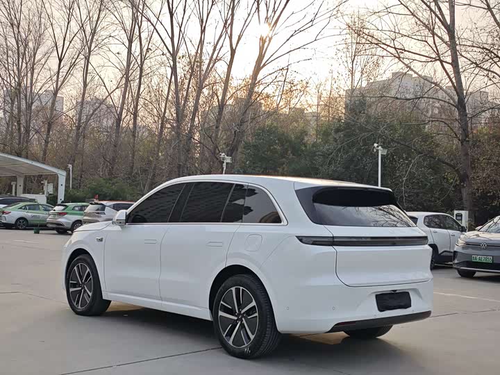 Фото 5 - LiXiang L6