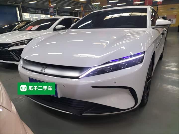 Фото 3 - BYD Han