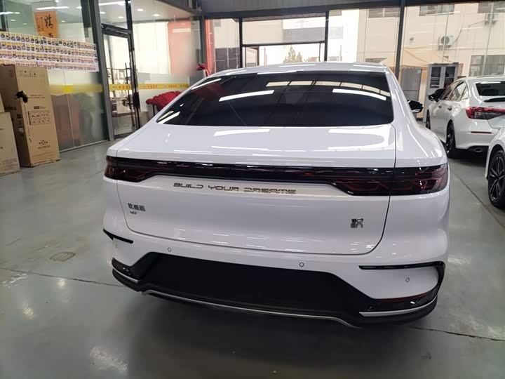 Фото 6 - BYD Han