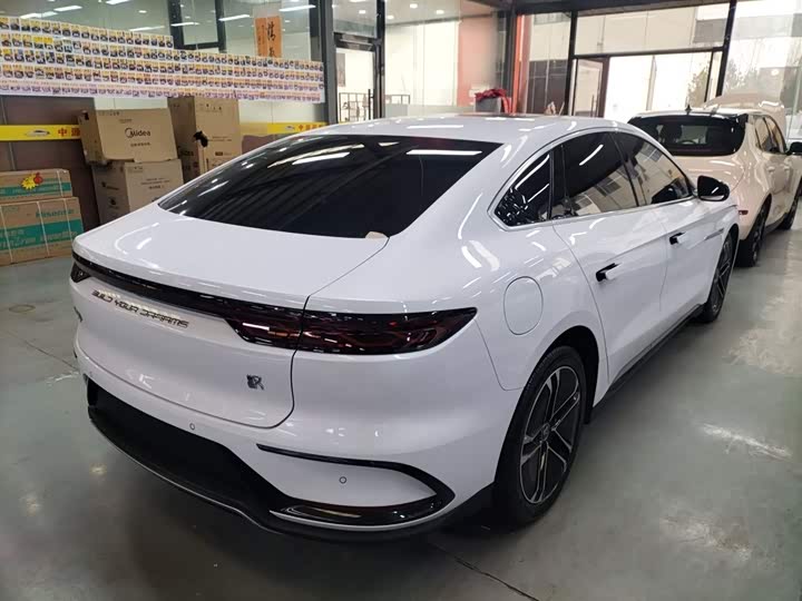 Фото 7 - BYD Han