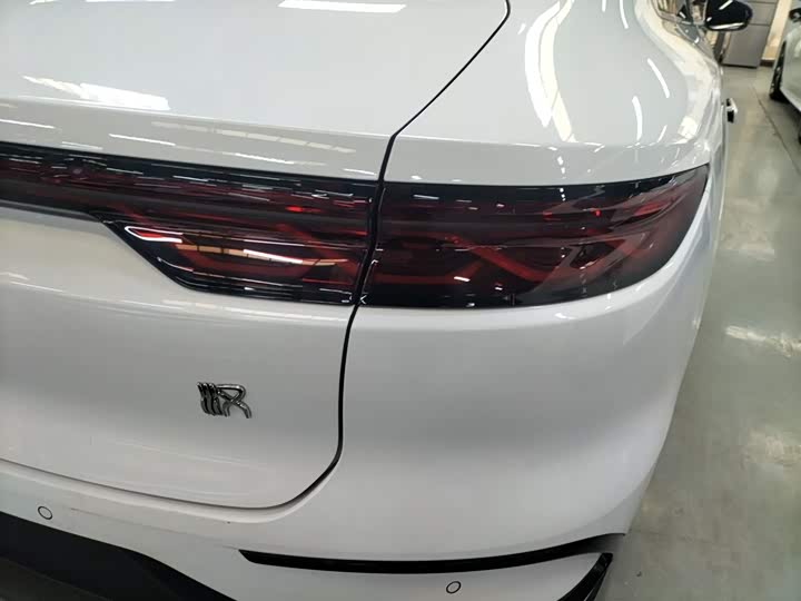 Фото 8 - BYD Han